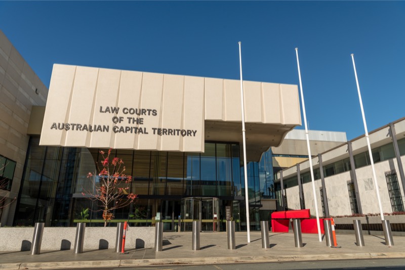 Man extradited to face stabbing charge