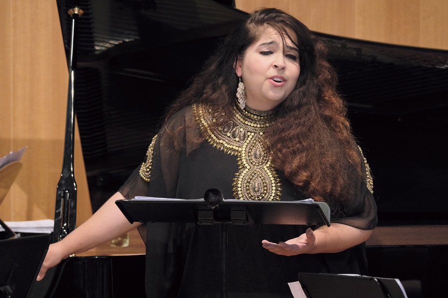 Ayse brings drama and passion to Cuban music