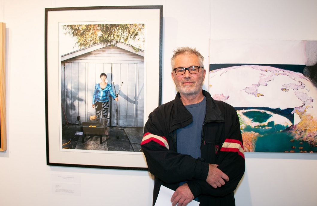 Winning photo captures the zeitgeist… and the money