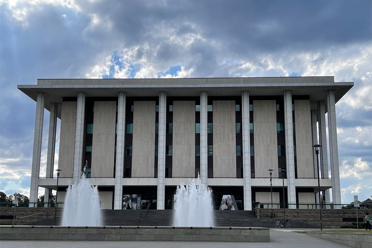 Budget promises half a billion for national institutions