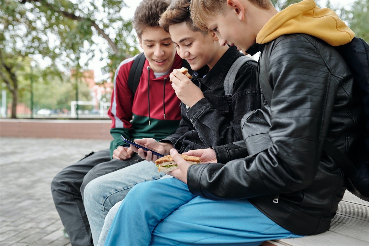 More young people like social media ban than oppose it