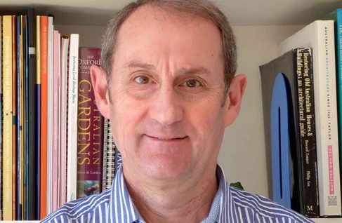 Minister puts faces to interim heritage council