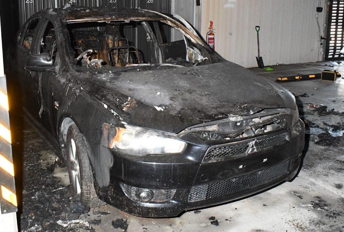 Apartment car fire causes $500,000 damage