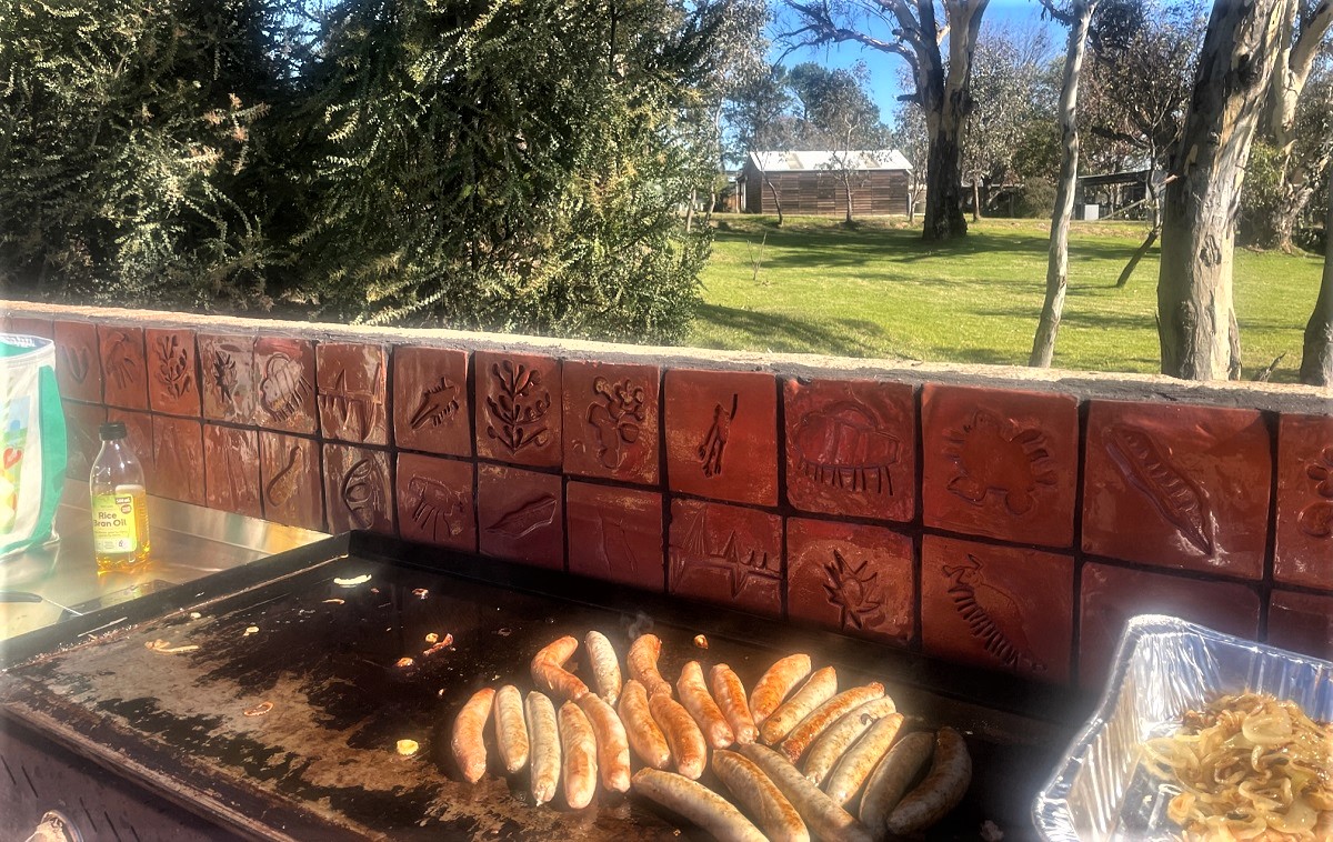 Young artists colour-up the barbecue at Ginninderry