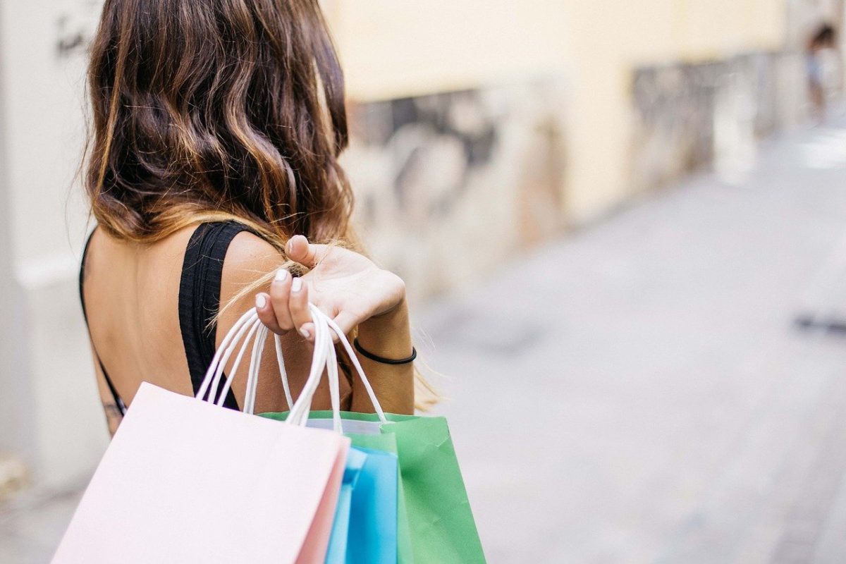 Consumers feeling merry in time for a Christmas splurge