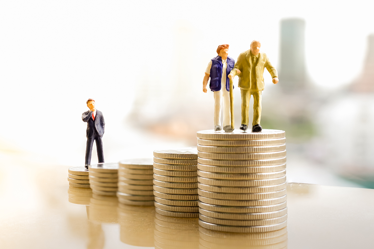 Report says age pension spending will ease