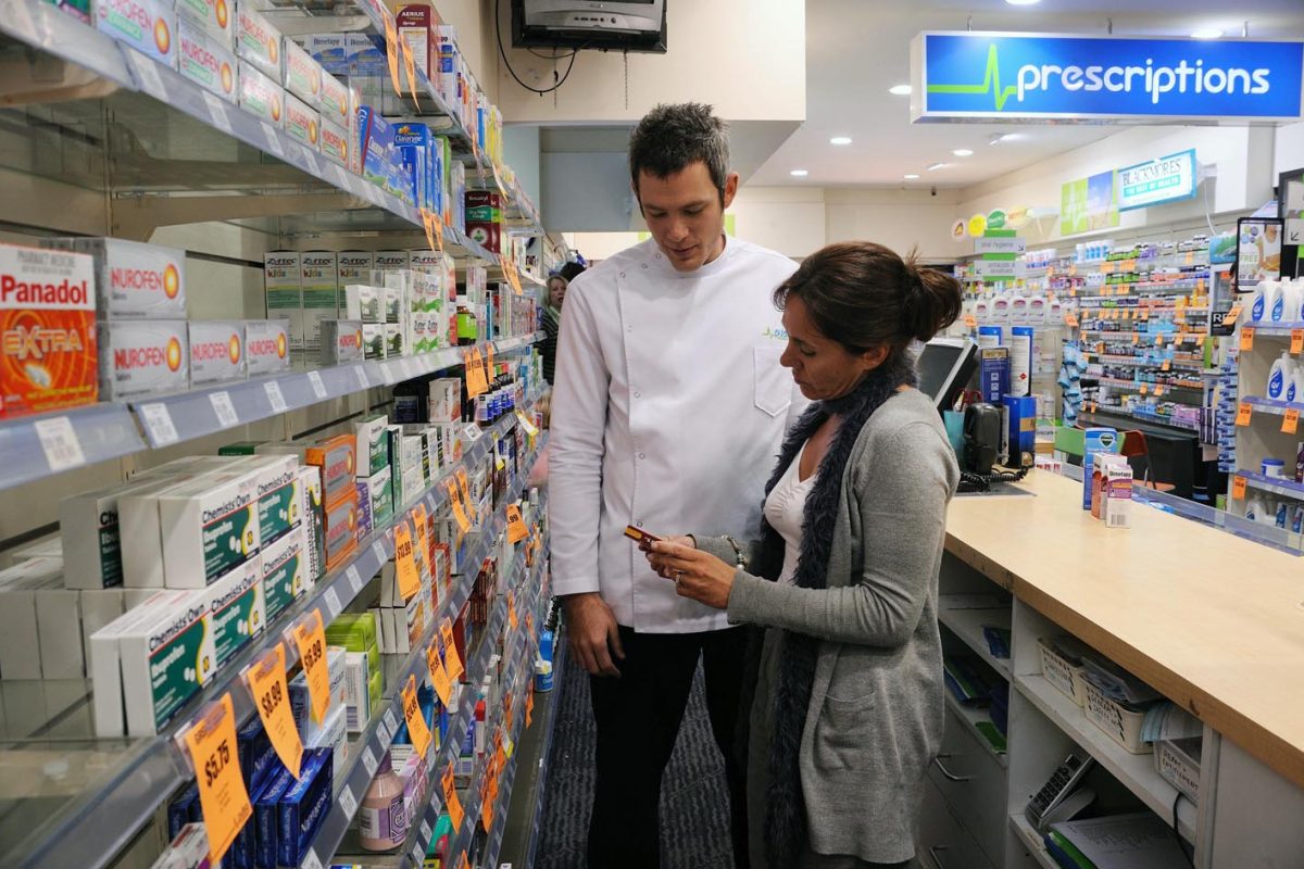 Trial clears pharmacies to treat women