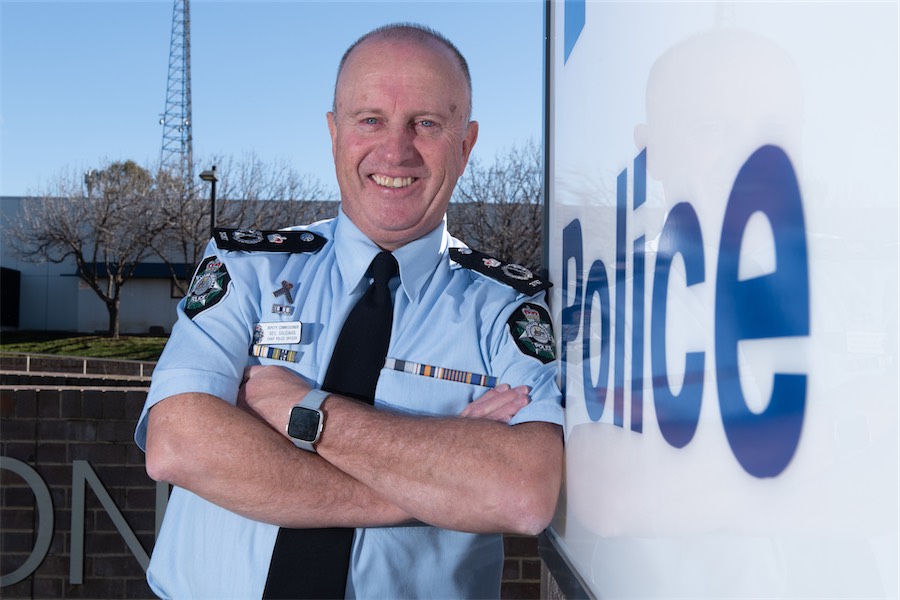 Police chief to hang up his handcuffs