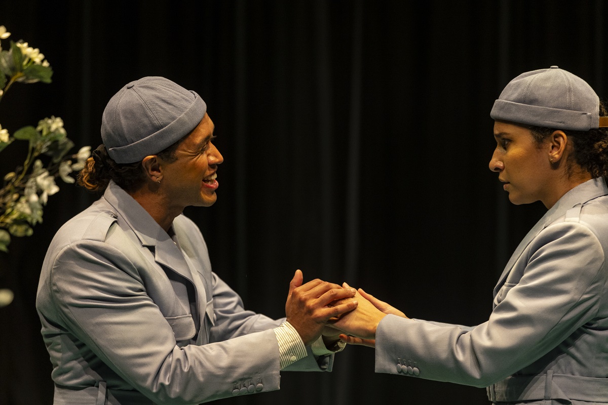Shakespeare shock as Bell abandons season