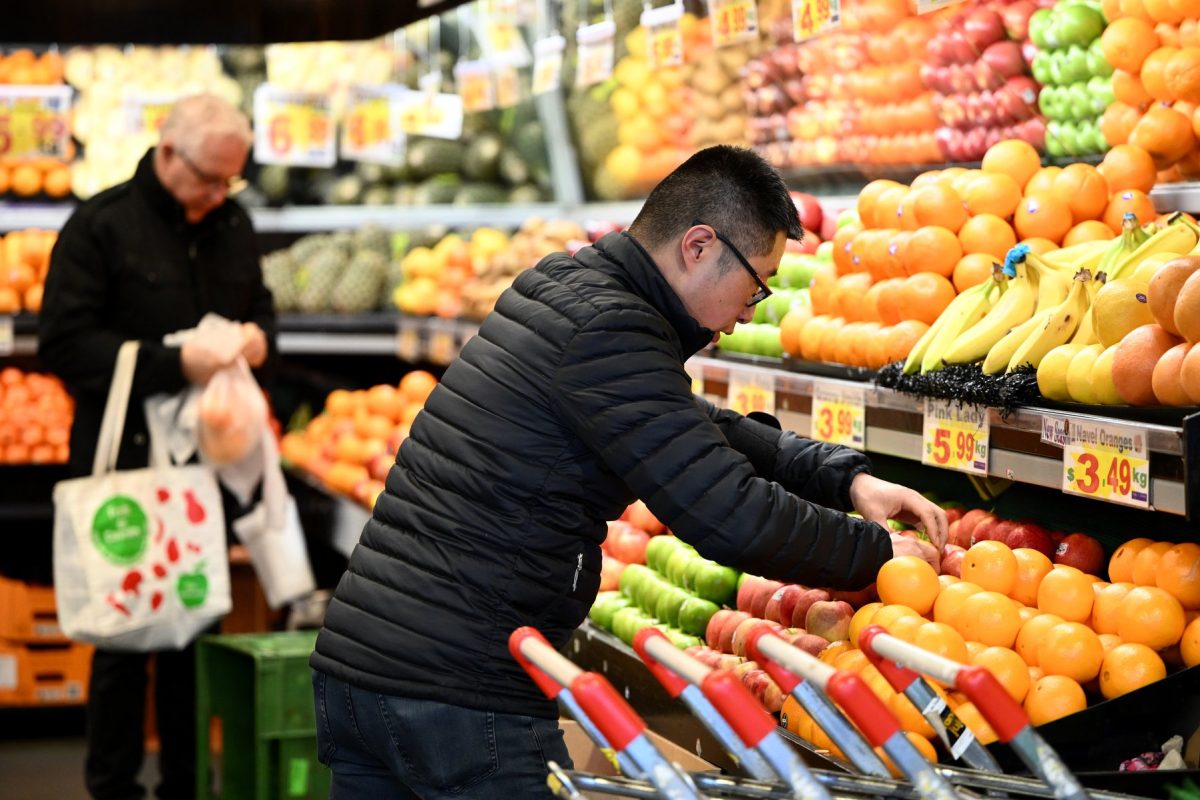 IMF urges higher interest rates to control inflation