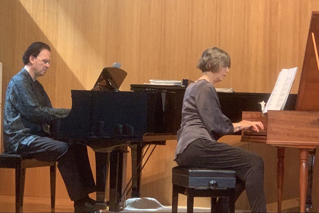 Keyboard duo spins silken musical threads