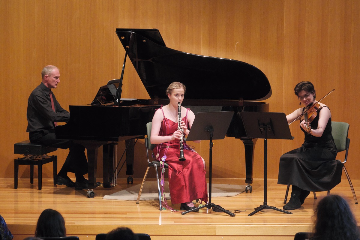 Young clarinettist makes a confident solo debut