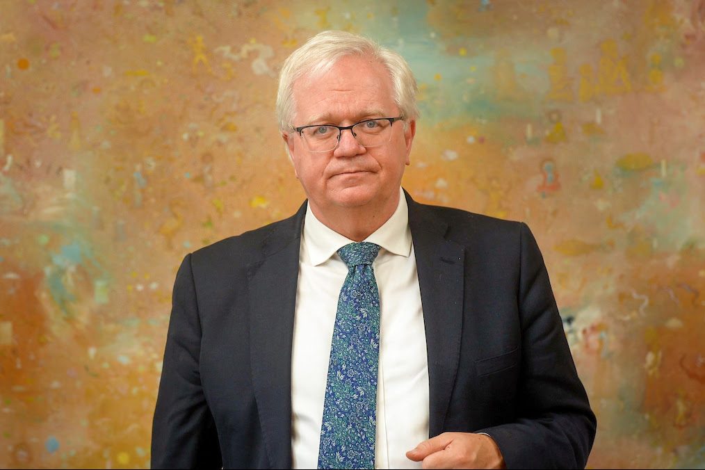 Peering into the science of Australian reality 