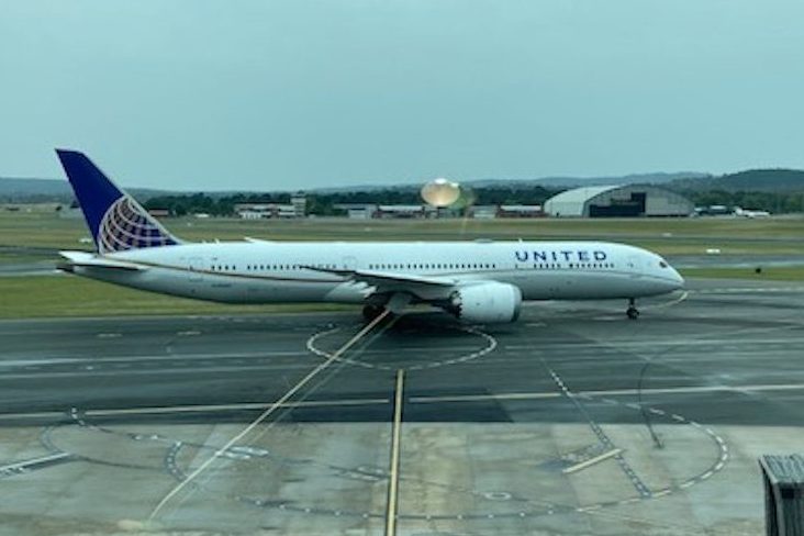 United jet stranded at Canberra airport