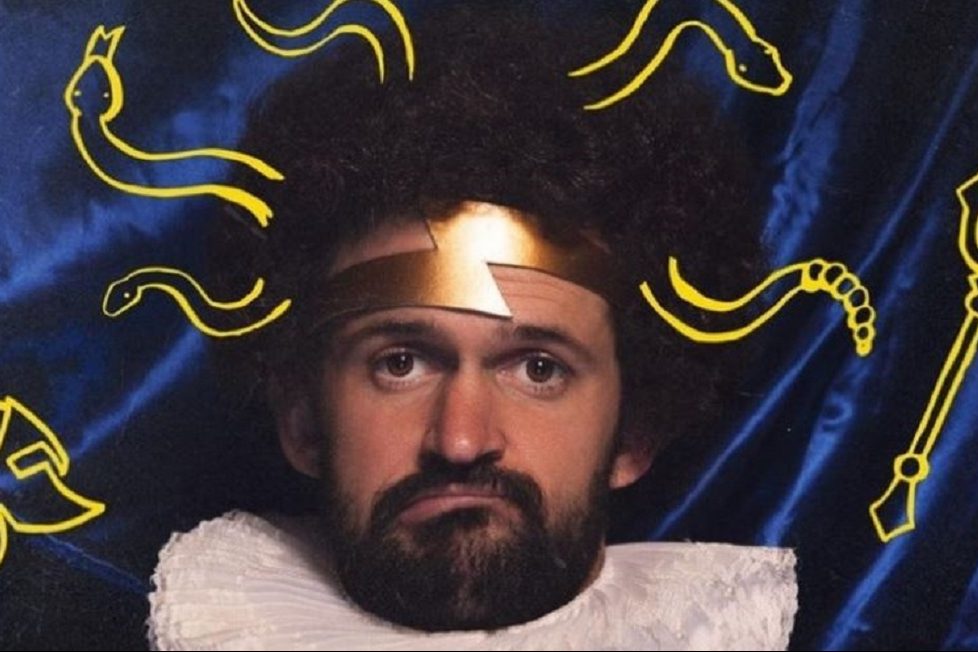 It’s all Greek to zany Garry Starr