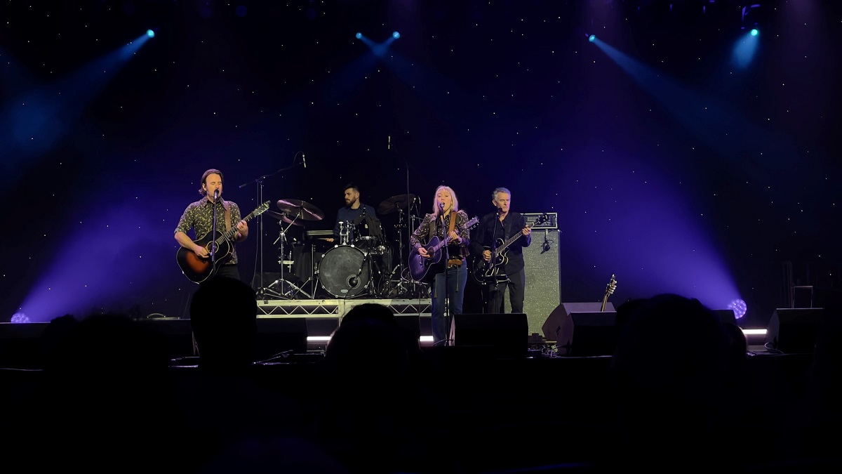 Folk festival finishes on a high note