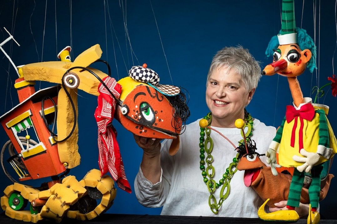 Mr Squiggle and friends find a spot in the museum