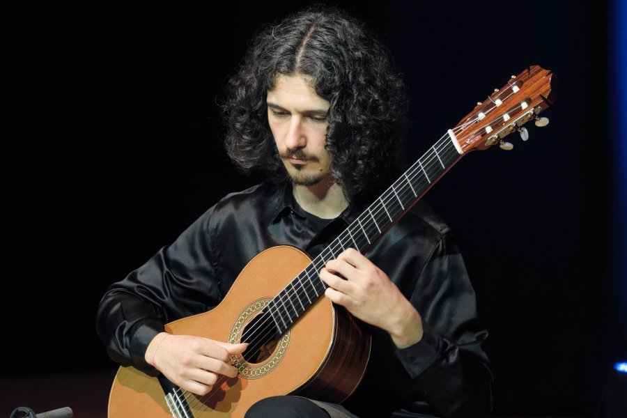 CIMF / Modern American music draws a big crowd