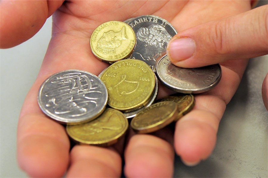 Australian economy ‘drifting’ despite natural gifts