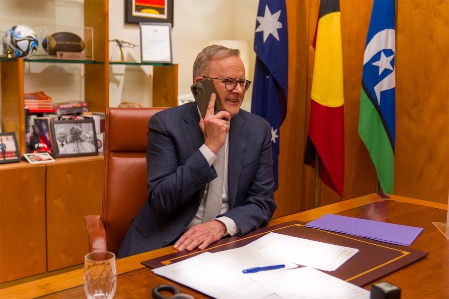 Assange tells Albanese he ‘saved his life’
