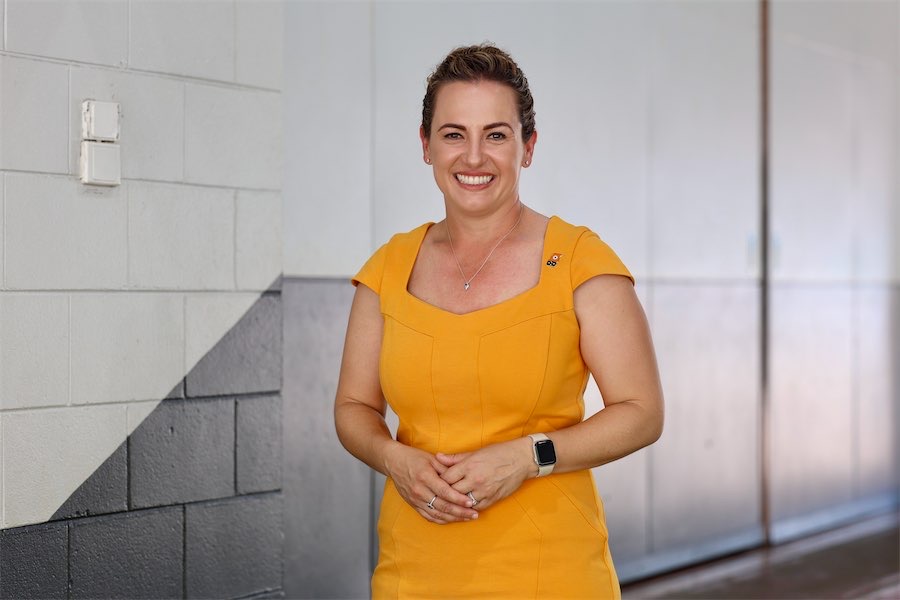 Country Liberals hand Labor crushing defeat in NT poll