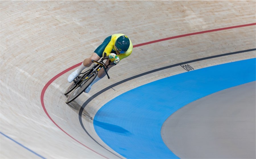 Cycling dominance keeps Australia high on medal table