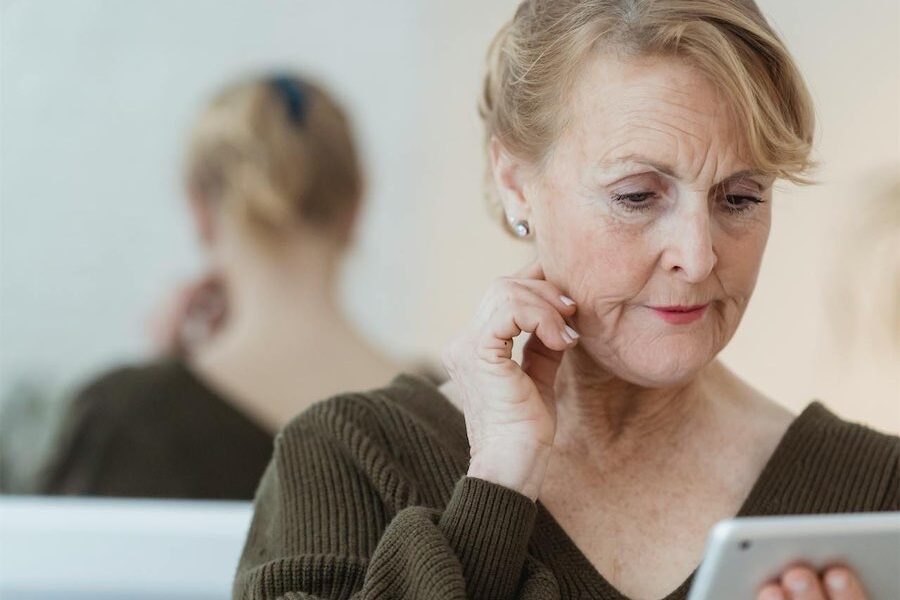 Four symptoms to spotting tricky ovarian cancer