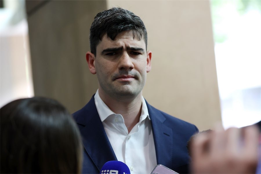 Far-right extremist vows to continue doing Nazi salute