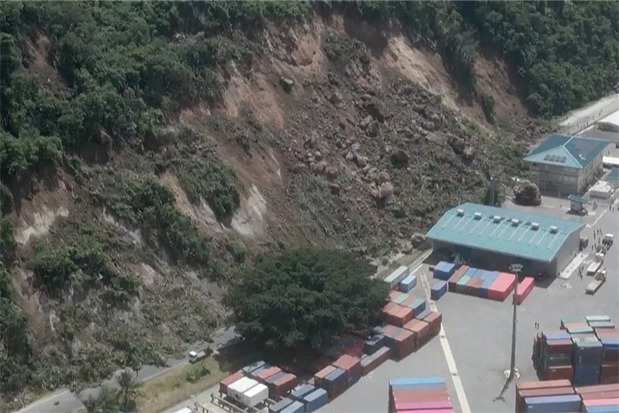 Vanuatu reports 14 dead in earthquake, hundreds injured