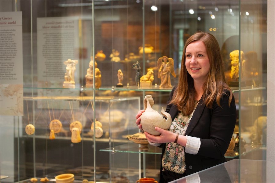 Georgia wins fellowship for research in Italy