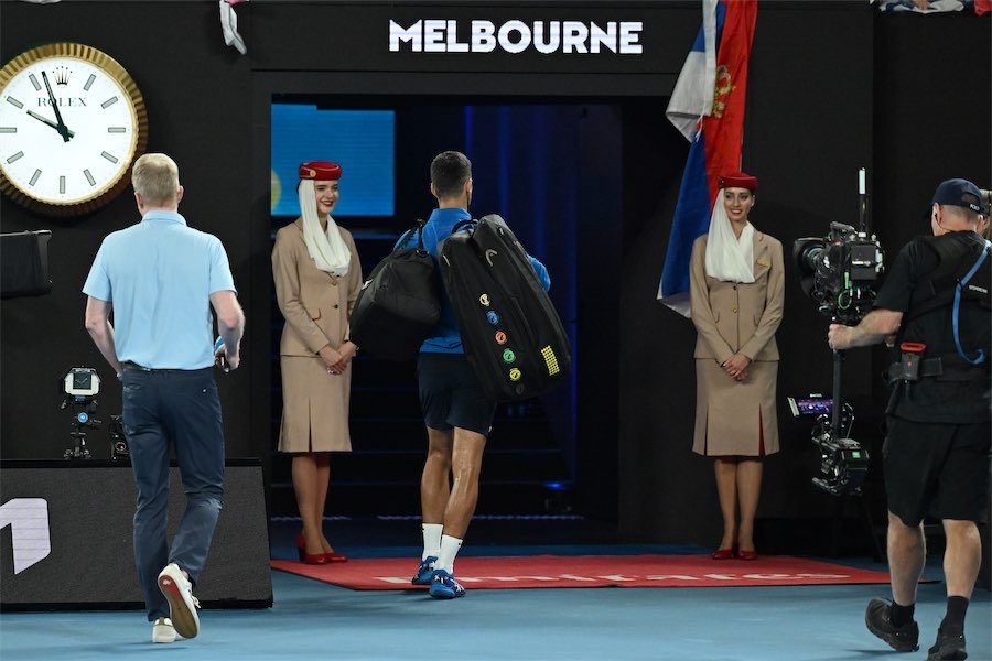 Channel Nine presenter apologises for Djokovic sledge