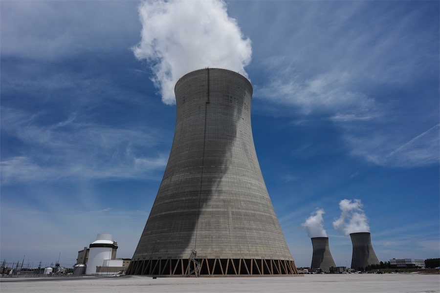 Experts fear nuclear plants would become war targets