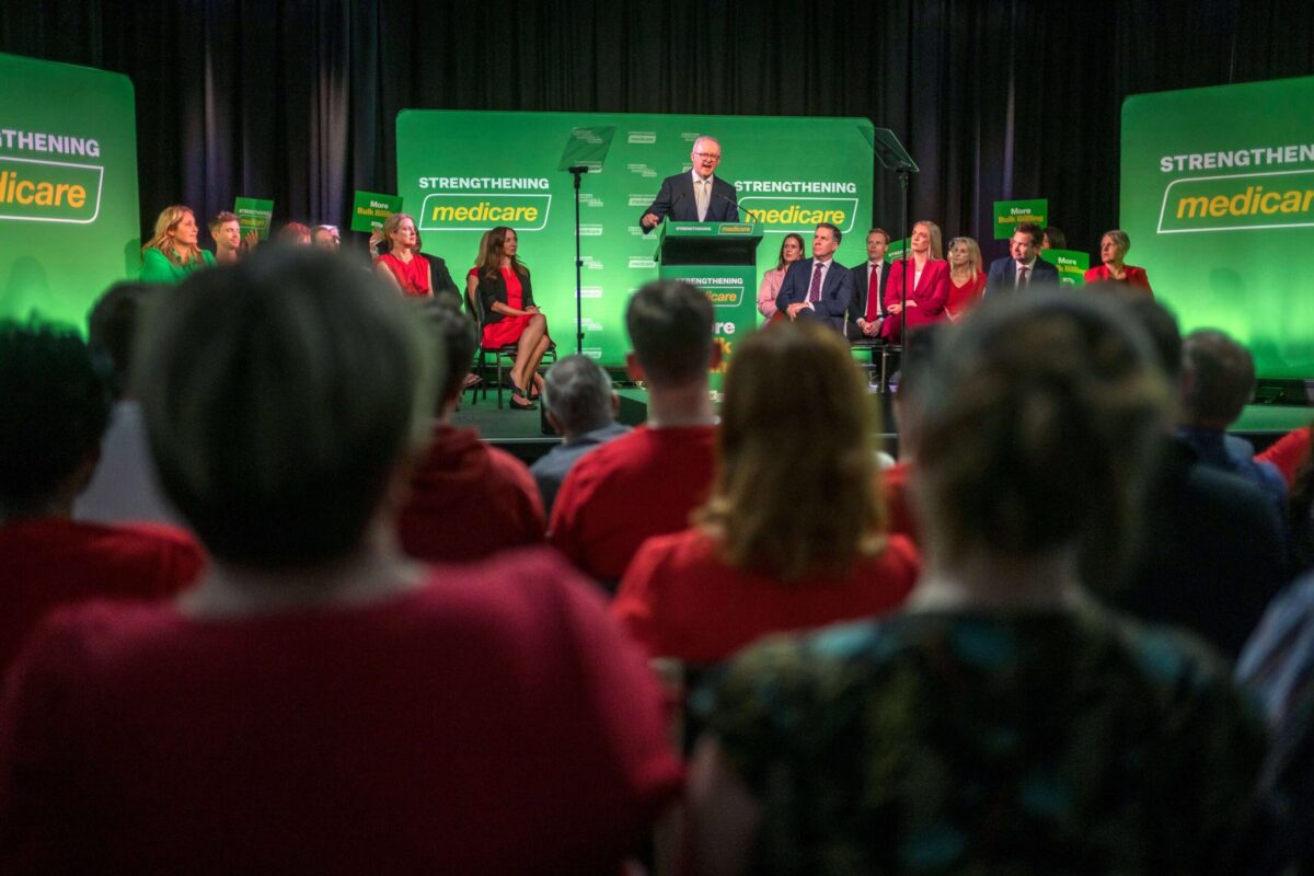 Labor rattles tin for ad blitz as teal dollars roll in