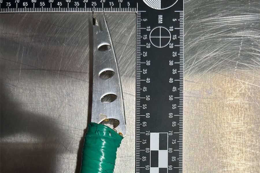 Man with knives arrested at Woden