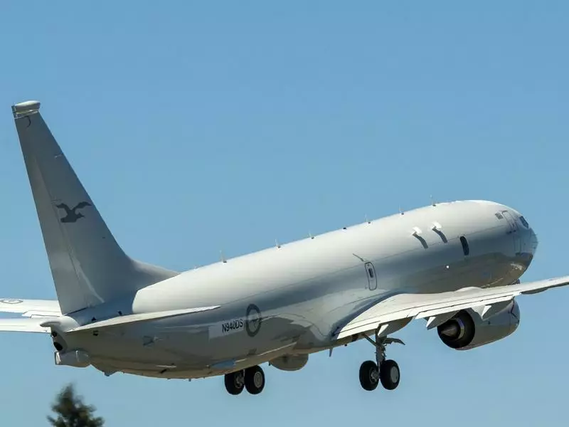 Chinese military drops flares near RAAF plane