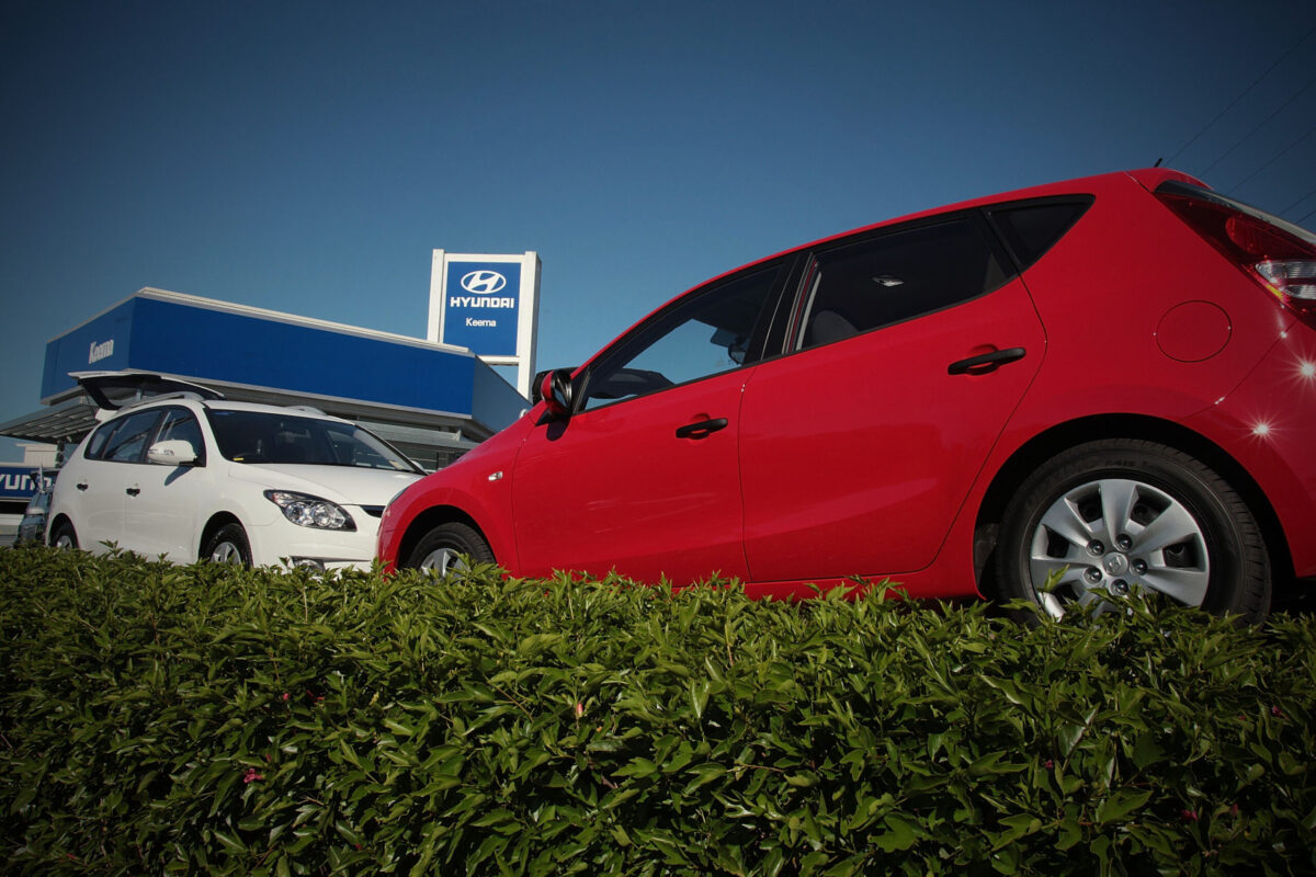 New vehicle sales stuck in slow lane, even popular SUVs