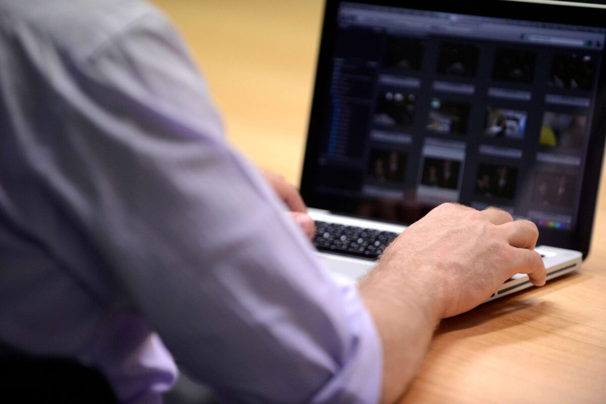 Cyber detectives scour court system breach for leaks