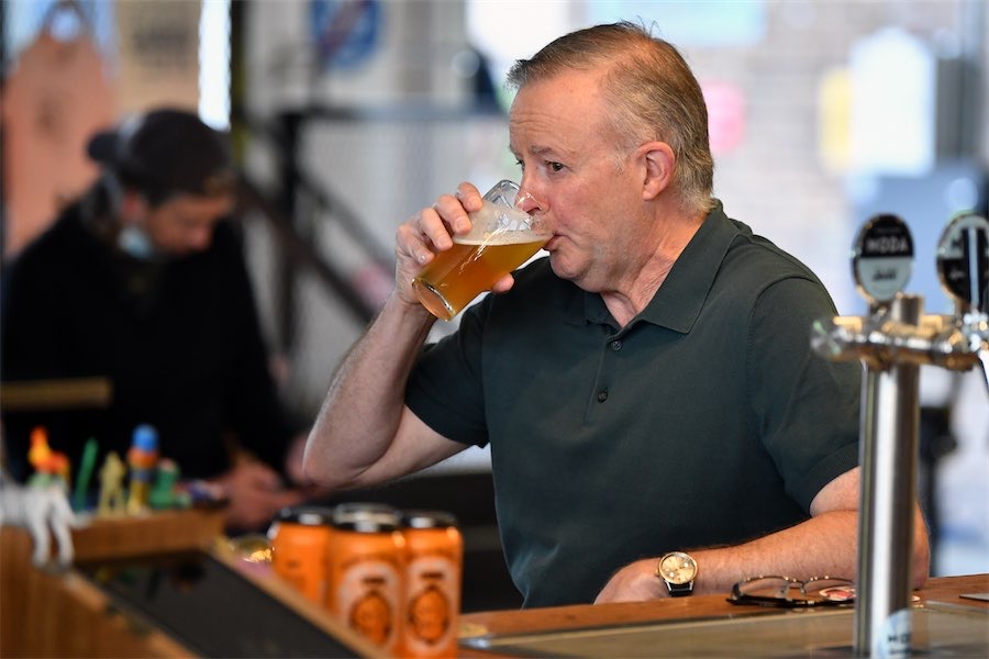 Coalition matches Labor pledge to keep beer tax on ice