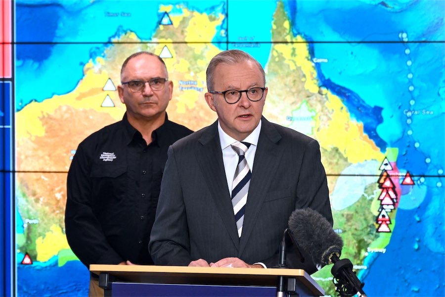 PM gains ground after ‘decisive’ cyclone response: poll