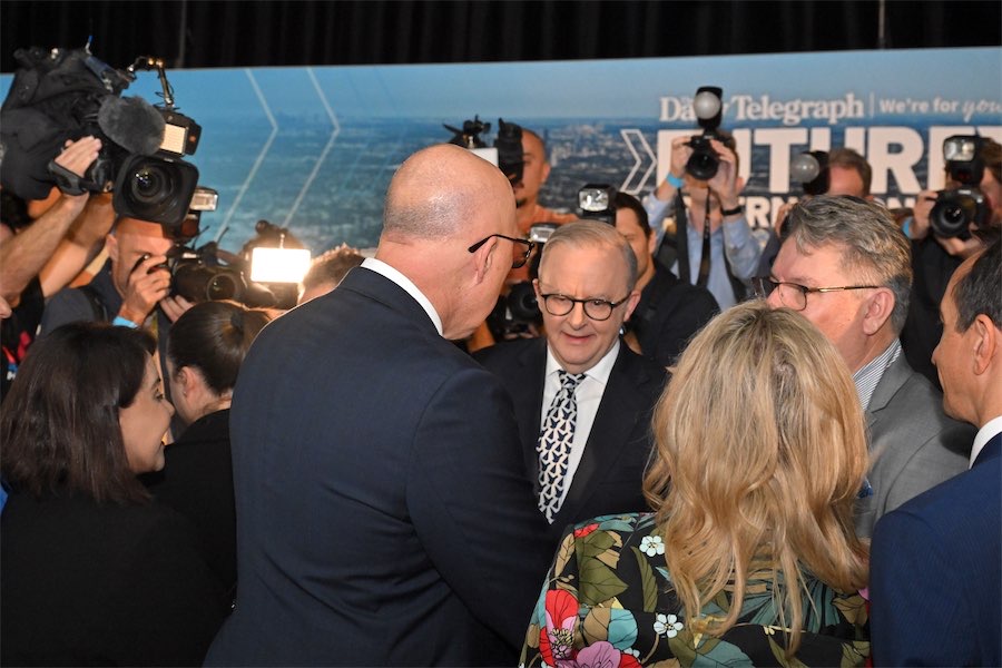 Face off: PM, Dutton cross paths in campaign hotspot