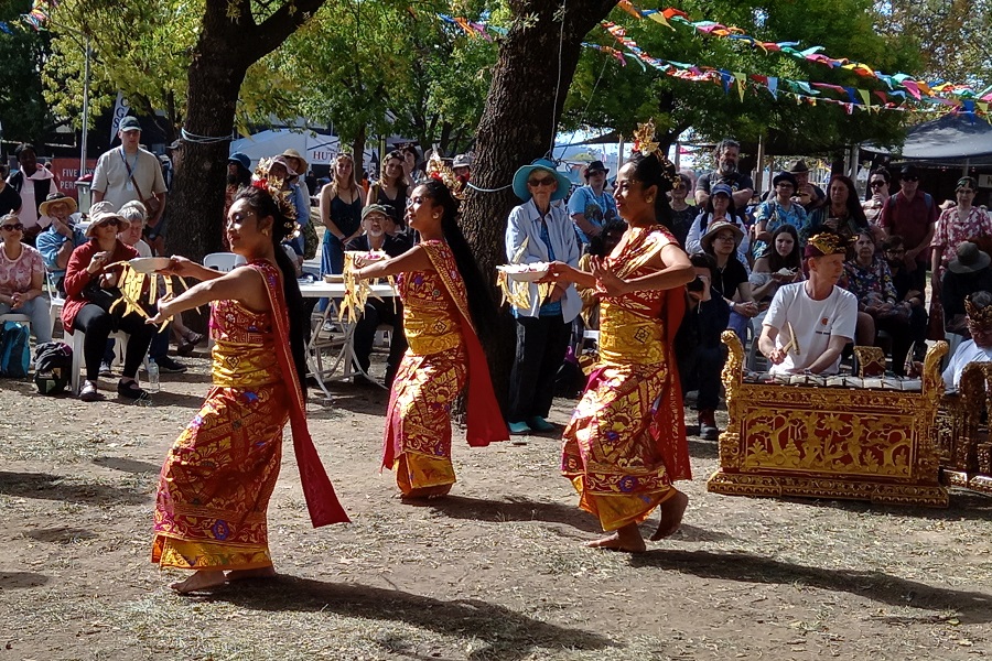 Bobbing on festival’s sea of music and performance