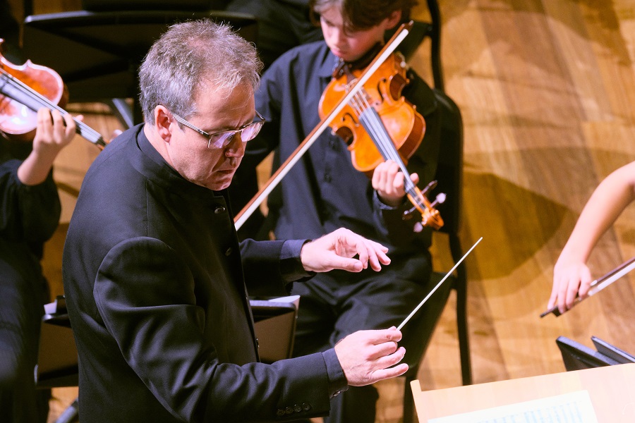 Young orchestra takes to its task with energy and exuberance