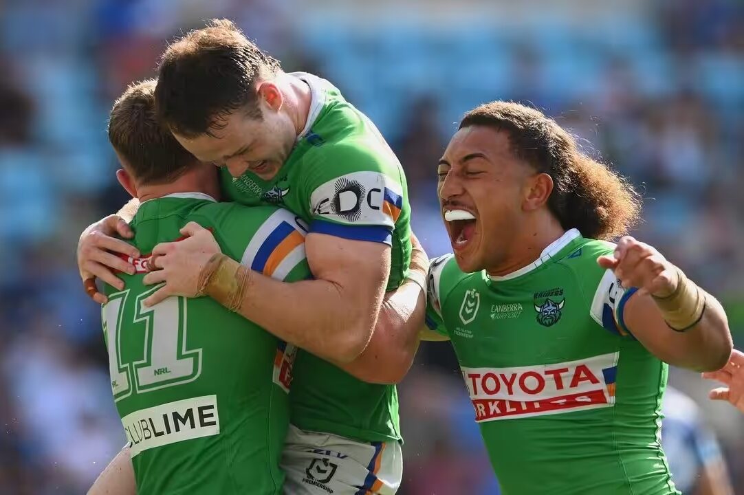 Young inspires Raiders in comeback win over Titans