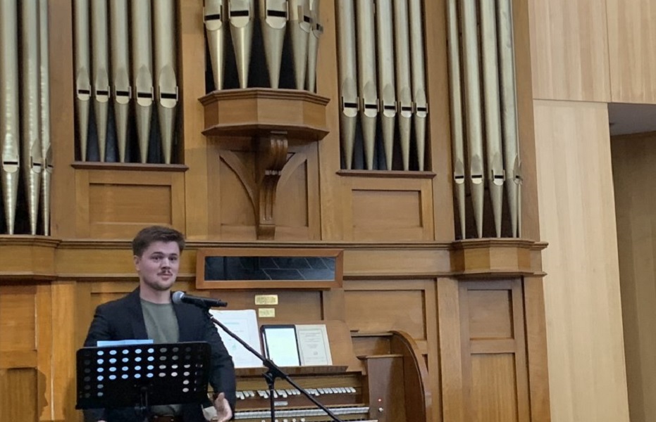 Giddy pipes feeling into organ’s centenary recital