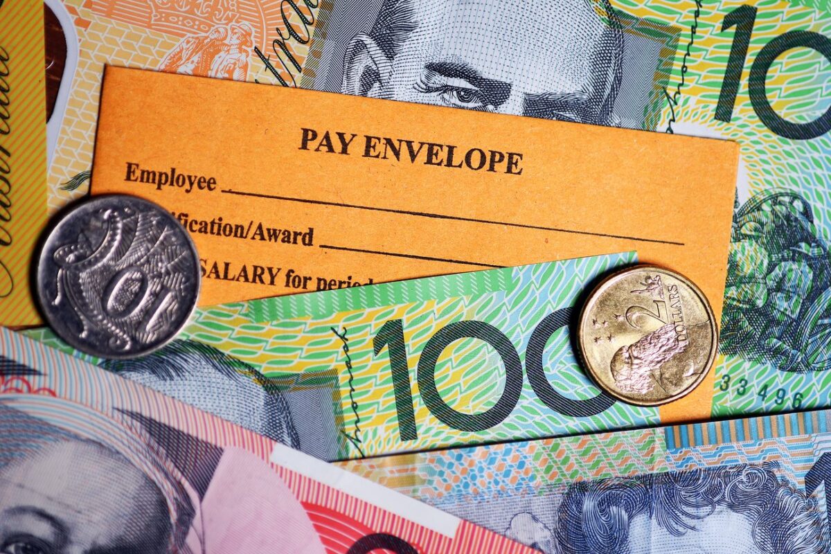 Money still on rate cut despite surprise spike in wages