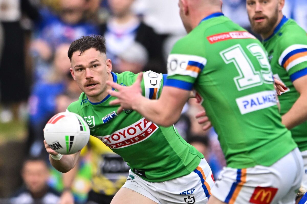 Raiders set to keep hooker Starling on new deal