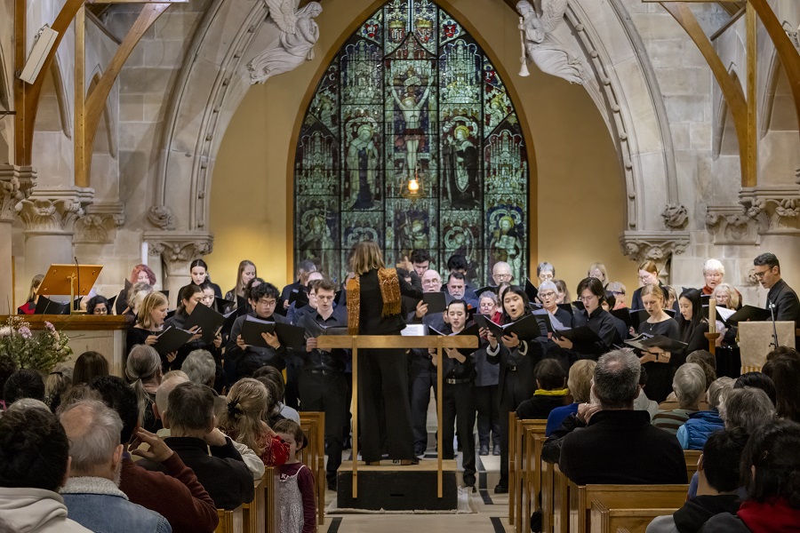 Choirs celebrate the beauty of autumn through music