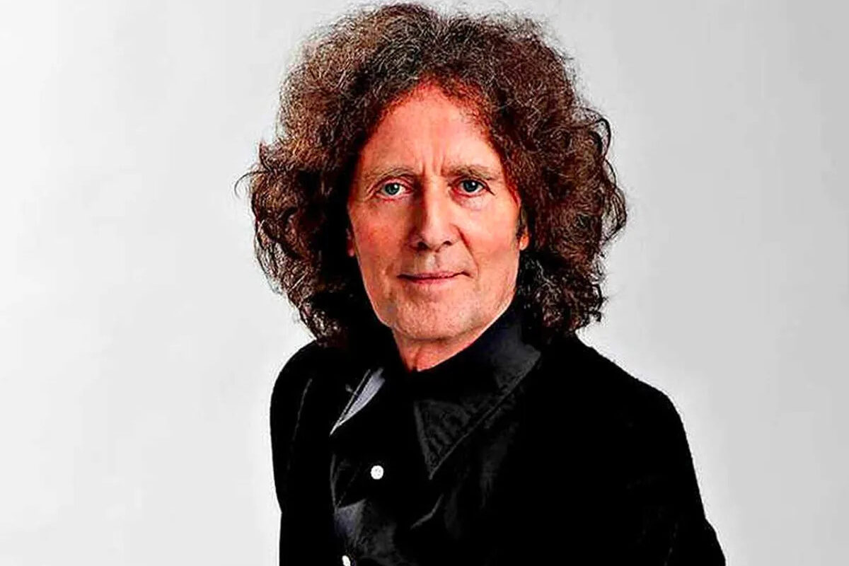 Songs and stories, Gilbert’s still got it