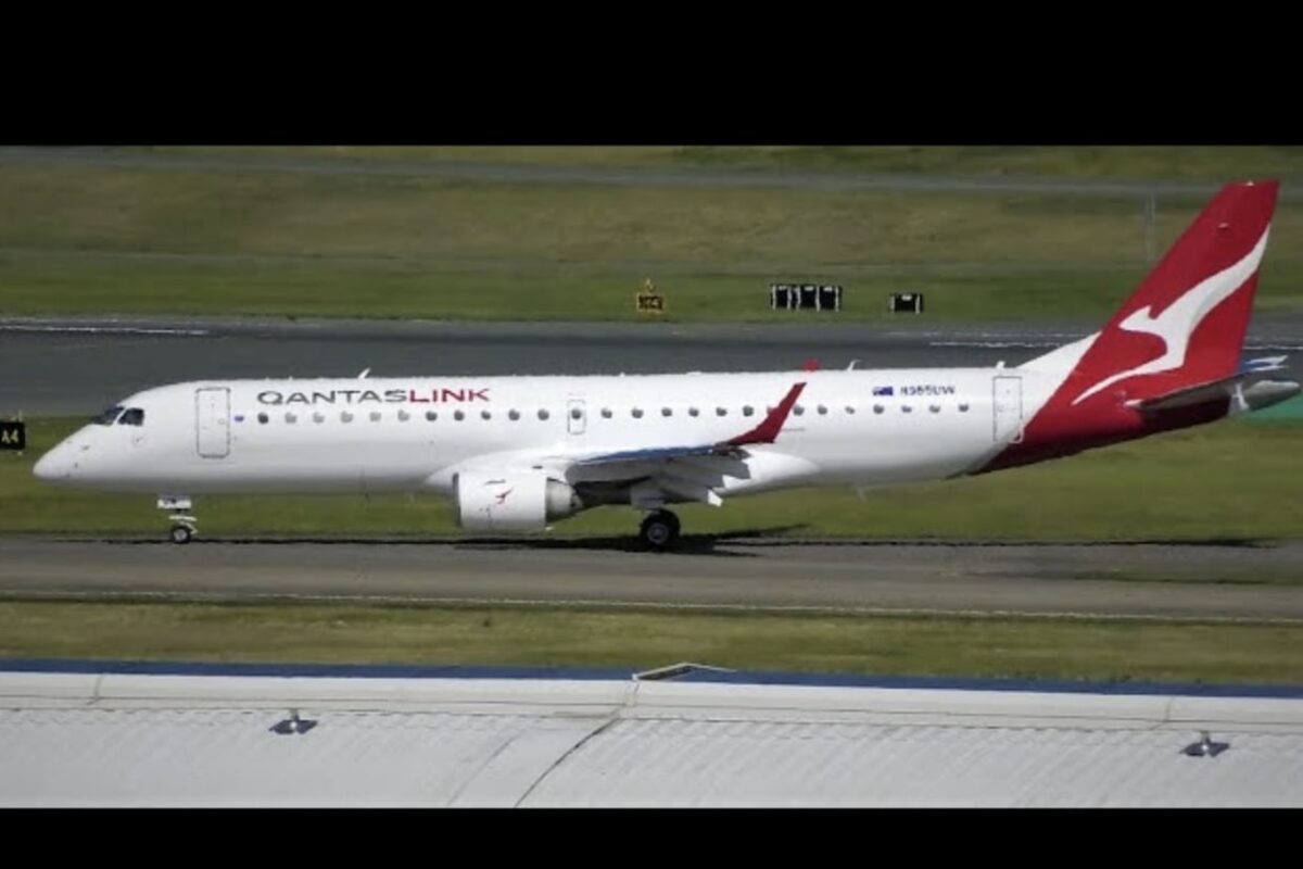 Qantas pushes back revived Darwin service