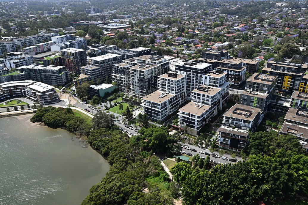 Pedal to the metal for home prices as rates fall